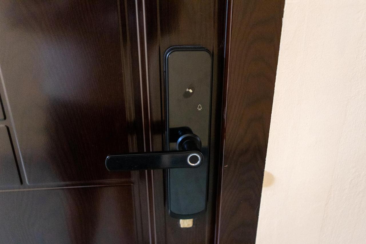 スボティツァLara Apartmanアパートメント エクステリア 写真
